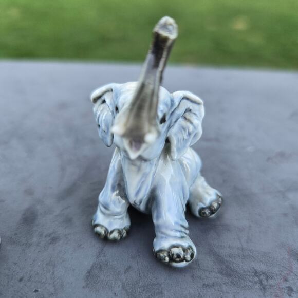 Cacciapuoti Ceramic Gray Elephants Set of 3 Made in Italy Approx 2" each *read* - Picture 5 of 13